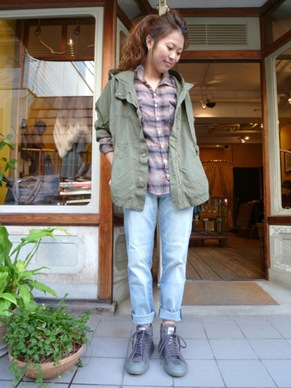 「Current/ElliottのCURRENT/ELLIOTT:jacket （ミリタリージャケット、グリーン系）」を使った、culdeparisさん（レディース・160cm）の冬コーディネートの1枚目の写真