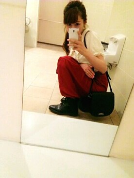 「axes femme（アクシーズファム）のアイテム（シャツ/ブラウス、ベージュ系）」を使った、えりかさん（レディース・167cm）の秋コーディネート