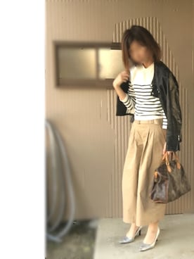 「シルバーパンプス」｜「アイテム（ライダースジャケット）」を使った、むち◡̈*✧さん（レディース・151cm）の春コーディネート