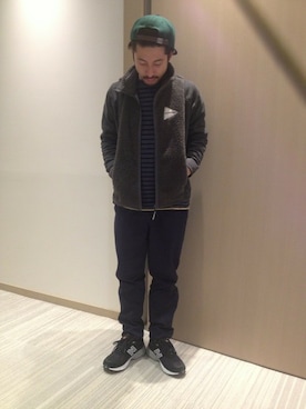 「and wander（アンドワンダー）のアイテム（その他アウター）」を使った、牛木さん（メンズ・165cm）の秋コーディネート
