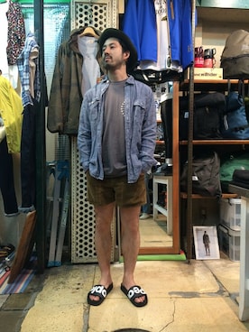 「WILD THINGS（ワイルドシングス）のアイテム（パンツ）」を使った、牛木さん（メンズ・165cm）の春コーディネート