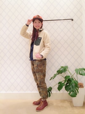 「迷彩パンツ」｜「アイテム（ブルゾン）」を使った、AyaMatsunagaさん（レディース・165cm）の秋コーディネート