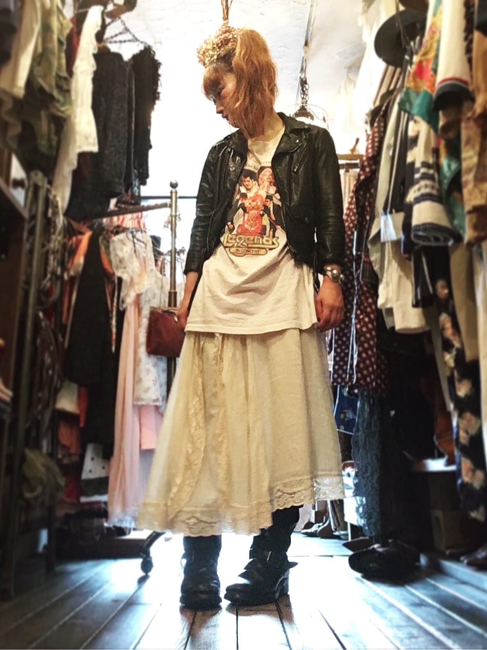 「ライダースジャケット、beautiful people、革ジャン、ヴィンテージ、vintage、ヴィンテージコーデ、fashion」｜「VINTAGEのアイテム（Tシャツ/カットソー、ベージュ系）」を使った、seikoさん（レディース・156cm）の秋コーディネートの1枚目の写真