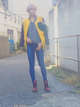 「OPENING CEREMONY（オープニングセレモニー）のアイテム（スタジャン）」を使った、市來 杏香さん（レディース・164cm）の冬コーディネート