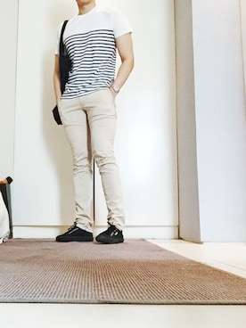 「MANGO（マンゴ）のアイテム（パンツ）」を使った、rayrayさん（メンズ・179cm）の秋コーディネート
