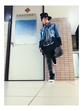 艾尼漾蘫齊さんのコーディネート
