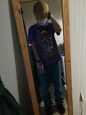 「Candy Stripper（キャンディストリッパー）のアイテム（Tシャツ/カットソー、パープル系）」を使った、つちこさん（メンズ・173cm）の秋コーディネート