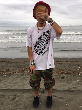 「RUDIE'S（ルーディーズ）のアイテム（Tシャツ/カットソー、ホワイト系）」を使った、つちこさん（メンズ・173cm）の秋コーディネート