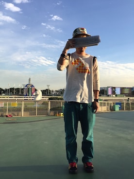 「sevens（セブンズ）のアイテム（帽子）」を使った、つちこさん（メンズ・173cm）の秋コーディネート