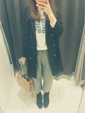 「URBAN RESEARCH Sonny Label（アーバンリサーチサニーレーベル）のSonny Label ロゴボーダーアップリケ付裏毛プルオーバー（スウェット、ホワイト系）」を使った、タラコさん（レディース・170cm）の冬コーディネート