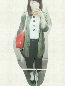 「FOREVER21のアイテム（シャツ/ブラウス、ホワイト系）」を使った、タラコさん（レディース・170cm）の春コーディネート