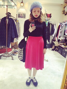 「黒タートルネック」｜「アイテム（ハンチング/ベレー帽）」を使った、S A Y A K Oさん（レディース・158cm）の冬コーディネート
