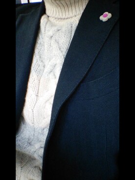 「LARDINI（ラルディーニ）のアイテム（テーラードジャケット）」を使った、Hidekazu Sawamotoさん（メンズ・177cm）の冬コーディネート