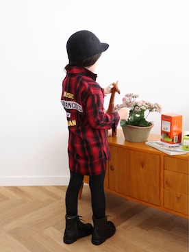 「アイテム（その他トップス）」を使った、アルムさん（キッズ・110cm）の冬コーディネート