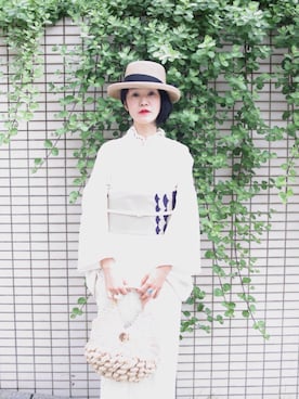 「DOUBLE MAISON（ドゥーブルメゾン）のアイテム」を使った、hitomi nozakiさん（レディース・165cm）の夏コーディネート