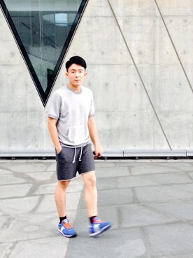 「PULL&BEAR（プルアンドベア）のアイテム（カーゴパンツ）」を使った、Joe Chenさん（メンズ・172cm）の夏コーディネート