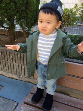 「OLD NAVY（オールドネイビー）のアイテム（ミリタリージャケット）」を使った、YUUUAさん（キッズ・80cm）の冬コーディネート