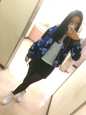 「エアジョーダン」｜「アイテム（ブルゾン）」を使った、Asako Kobashiさん（レディース・166cm）の秋コーディネート