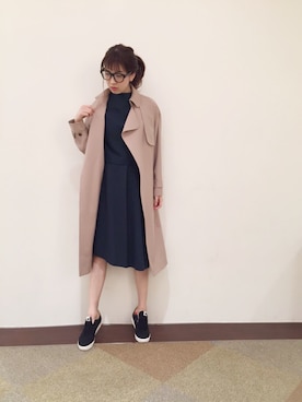 「アイテム（トレンチコート、イエロー系）」を使った、yuria sakamakiさん（レディース・165cm）の秋コーディネート