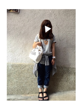 「UNIQLO Tシャツ」｜「アイテム（サンダル）」を使った、もぴこさん（レディース・160cm）の夏コーディネート