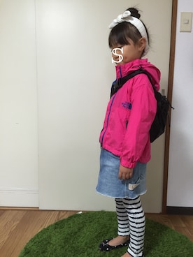 「Lattice（Lattice）のアイテム（ヘアアクセサリー）」を使った、emiii✩︎⡱さん（キッズ・120cm）の秋コーディネート