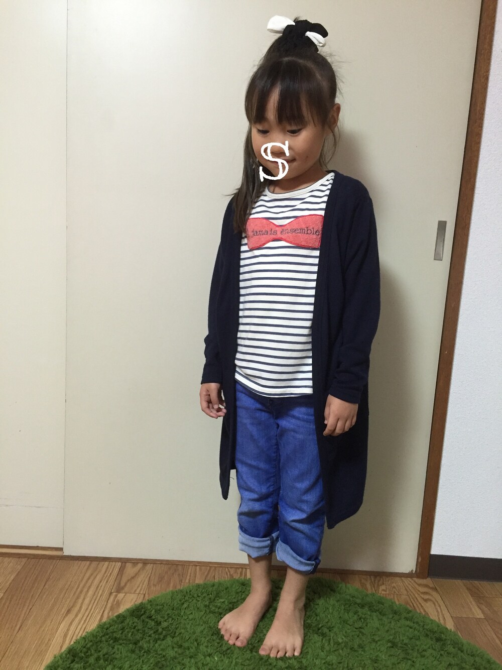 「キッズコーデ、キッズファッション、女の子、ロングカーディガン、ボーダー、GAP」｜「Birthdayのアイテム（カーディガン/ボレロ、ブラック系）」を使った、emiii✩︎⡱さん（キッズ・120cm）の秋コーディネートの1枚目の写真