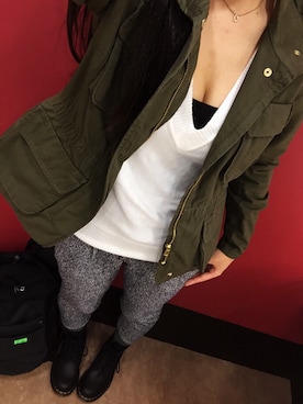 「1％（イチ パーセント）のアイテム」を使った、しほちゅんさん（レディース・164cm）の秋コーディネート