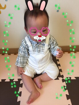 「COMME CA ISM（コムサイズム）のアイテム（オールインワン・サロペット）」を使った、achapiさん（キッズ・70cm）の秋コーディネート