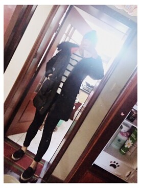「小恶魔のアイテム（ダウンジャケット/コート、ブラック系）」を使った、carriequanさん（レディース）の冬コーディネート