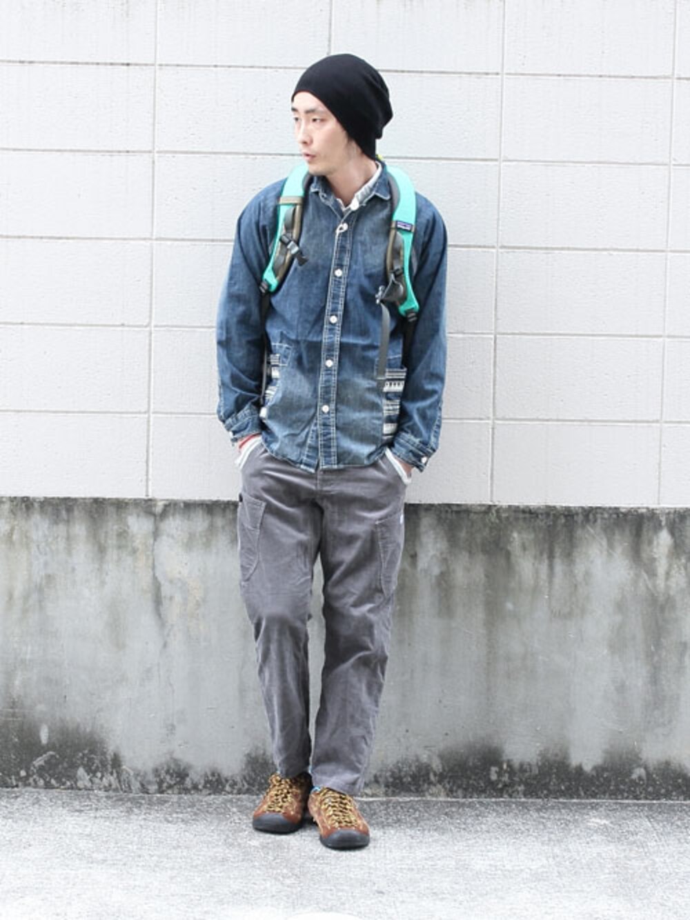 その他のシャツ/ブラウス、その他のその他パンツを着用したメンズの春コーディネートの1枚目の写真