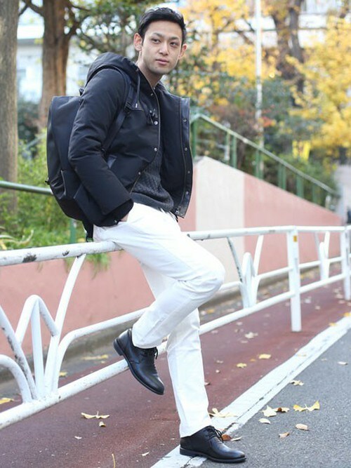 田中使用「STUDIOUS（【雑誌掲載アイテム】STUDIOUS シャドーチェックニット MADE IN JAPAN）」的時尚穿搭