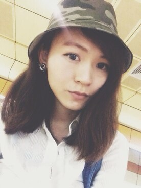 Angela Chenさんのコーディネート