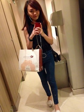 Angela Chenさんのコーディネート