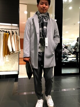 「BLACK LABEL CRESTBRIDGE（ブラックレーベル・クレストブリッジ）のアイテム（チェスターコート）」を使った、Jさん（メンズ・178cm）の秋コーディネート