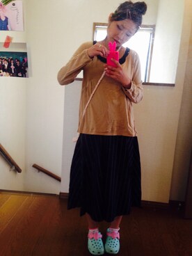 「アイテム（スーツスカート、ブラック系）」を使った、はなさん（レディース・155cm）の秋コーディネート