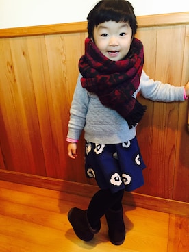 「LAGOM（LAGOM）のアイテム（スカート、ブルー系）」を使った、NAHOさん（キッズ・100cm）の冬コーディネート