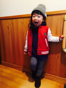 「しまむら（シマムラ）のアイテム（ニットキャップ/ビーニー、グレー系）」を使った、NAHOさん（キッズ・100cm）の冬コーディネート