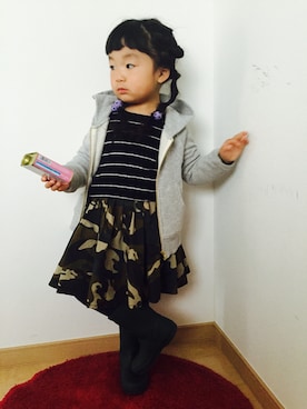 「HUNTER（ハンター）のハンター / キッズ　ファーストクラッシック（レインシューズ、グリーン系）」を使った、NAHOさん（キッズ・100cm）の春コーディネート