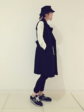 「ノースリーブトレンチ」｜岡本茜さん（レディース・164cm）の春コーディネート