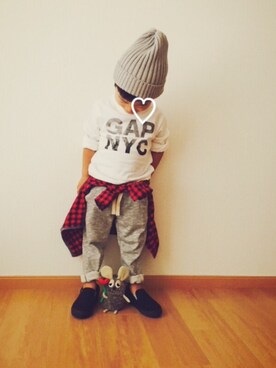 「GAP（ギャップ）のアイテム（Tシャツ/カットソー、ホワイト系）」を使った、KREHA\( Ö )/さん（キッズ）の夏コーディネート