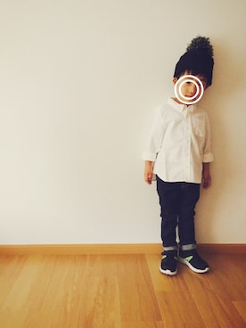 「abcd（ナシ）のアイテム（ニットキャップ/ビーニー、ブラック系）」を使った、KREHA\( Ö )/さん（キッズ）の秋コーディネート