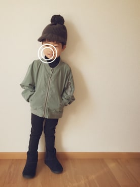 「LAGOM（LAGOM）のアイテム（ニットキャップ/ビーニー、ブラウン系）」を使った、KREHA\( Ö )/さん（キッズ）の冬コーディネート