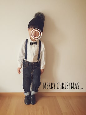 「abcd（ナシ）のアイテム（ニットキャップ/ビーニー、ブラック系）」を使った、KREHA\( Ö )/さん（キッズ）の冬コーディネート