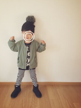 「Birthday（バースデイ）のアイテム（その他アウター、グリーン系）」を使った、KREHA\( Ö )/さん（キッズ）の冬コーディネート