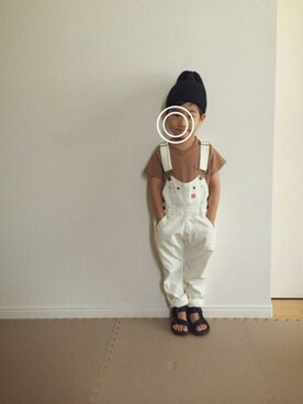 「abcd（ナシ）のアイテム（オールインワン・サロペット）」を使った、KREHA\( Ö )/さん（キッズ・100cm）の夏コーディネート