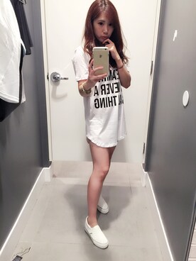 「FOREVER 21（フォーエバー トゥエンティーワン）のアイテム（Tシャツ/カットソー、ホワイト系）」を使った、Wingyi Wuさん（レディース・160cm）の夏コーディネート