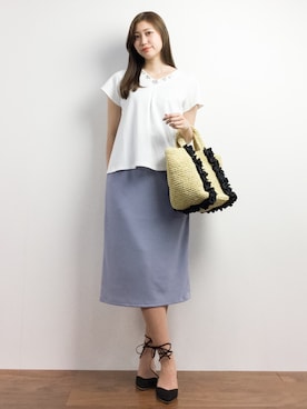 「LOWRYS FARM（ローリーズファーム）のリップルタイトミディスカート　721858（スカート）」を使った、marinaさん（レディース・162cm）の春コーディネート