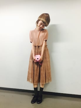 「くすみピンク」｜「アイテム（ニットキャップ/ビーニー）」を使った、しばさきさん（レディース・154cm）の秋コーディネート
