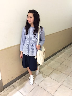 「ASZAKKA（アザッカ）のアイテム（バッグ）」を使った、アズノゥアズドゥバズ京阪モールさん（レディース・162cm）の春コーディネート