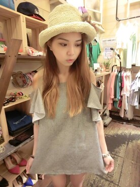 Yiwo (羿沃）さんのコーディネート